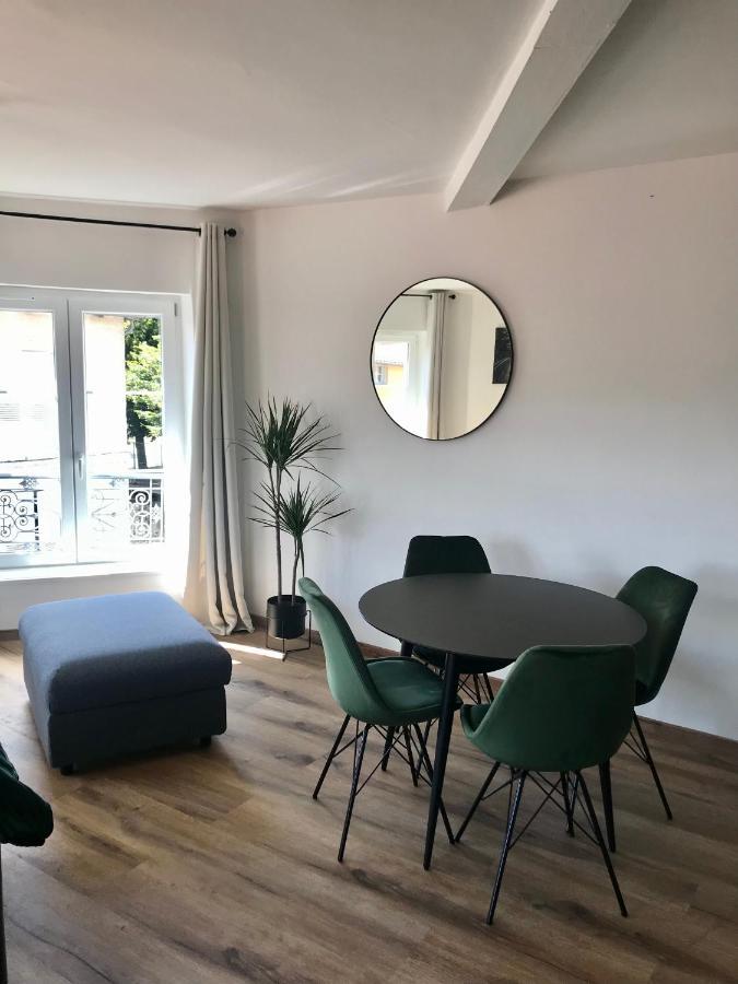 Chez Mick Et Sarah : Vert L'Industriel Le Puy-en-Velay Bagian luar foto