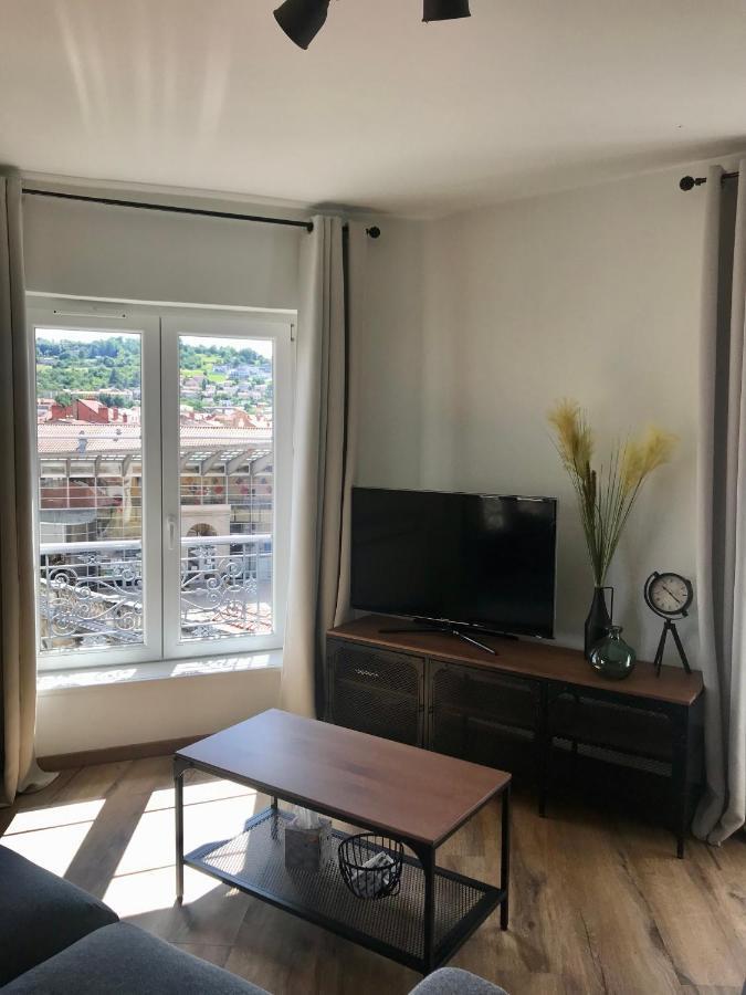 Chez Mick Et Sarah : Vert L'Industriel Le Puy-en-Velay Bagian luar foto